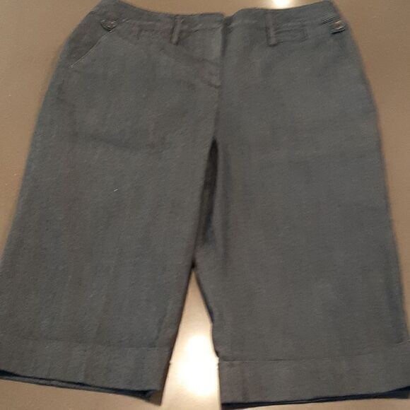 New Directions Blue Cuffed Capris - Picture 1 of 11